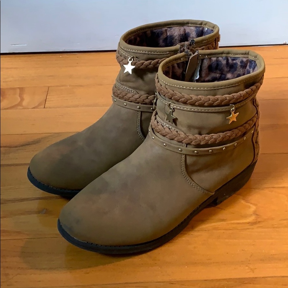 Brown Boots